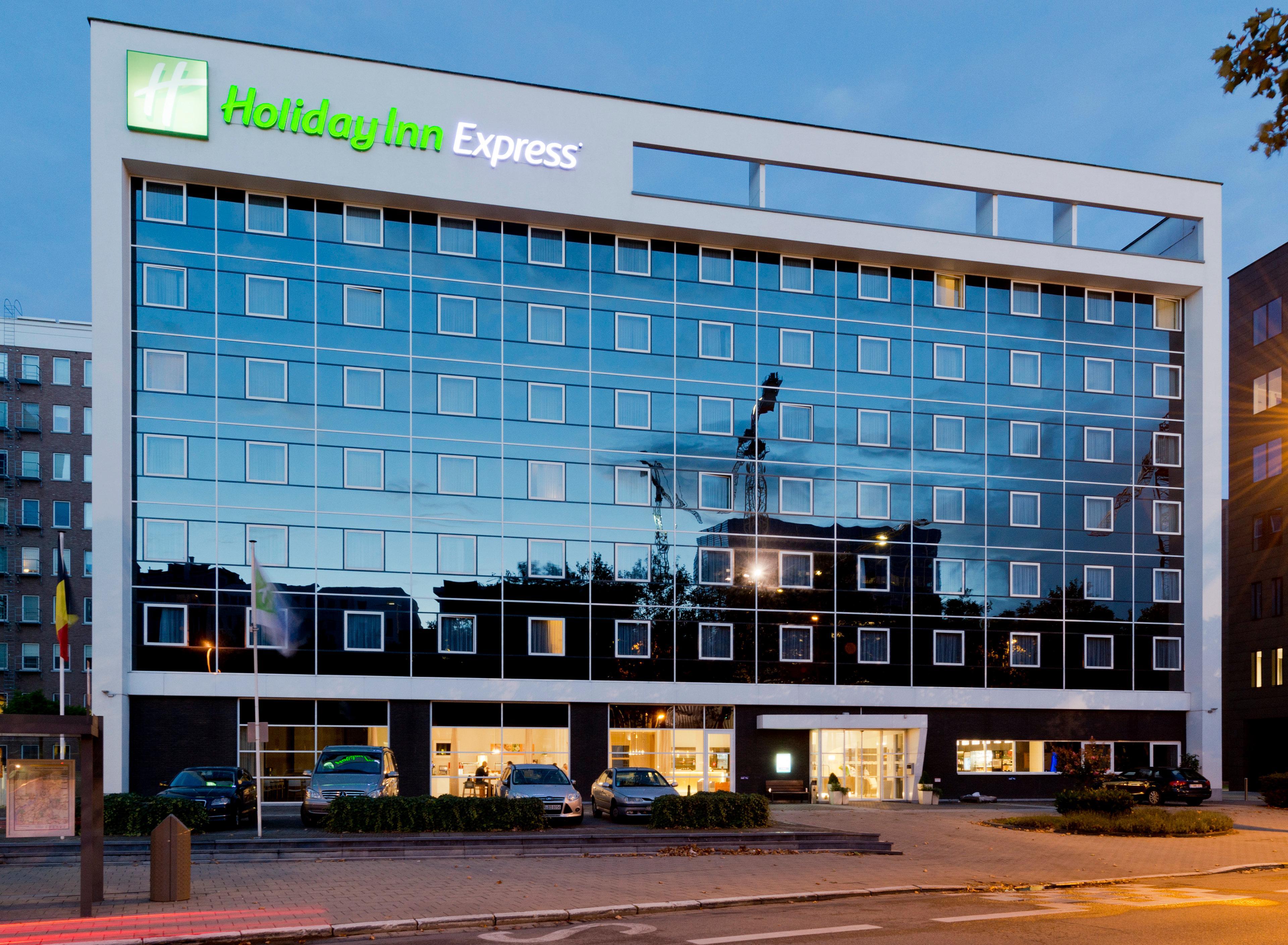 Holiday Inn Express Antwerpen City North, An Ihg Hotel Εξωτερικό φωτογραφία