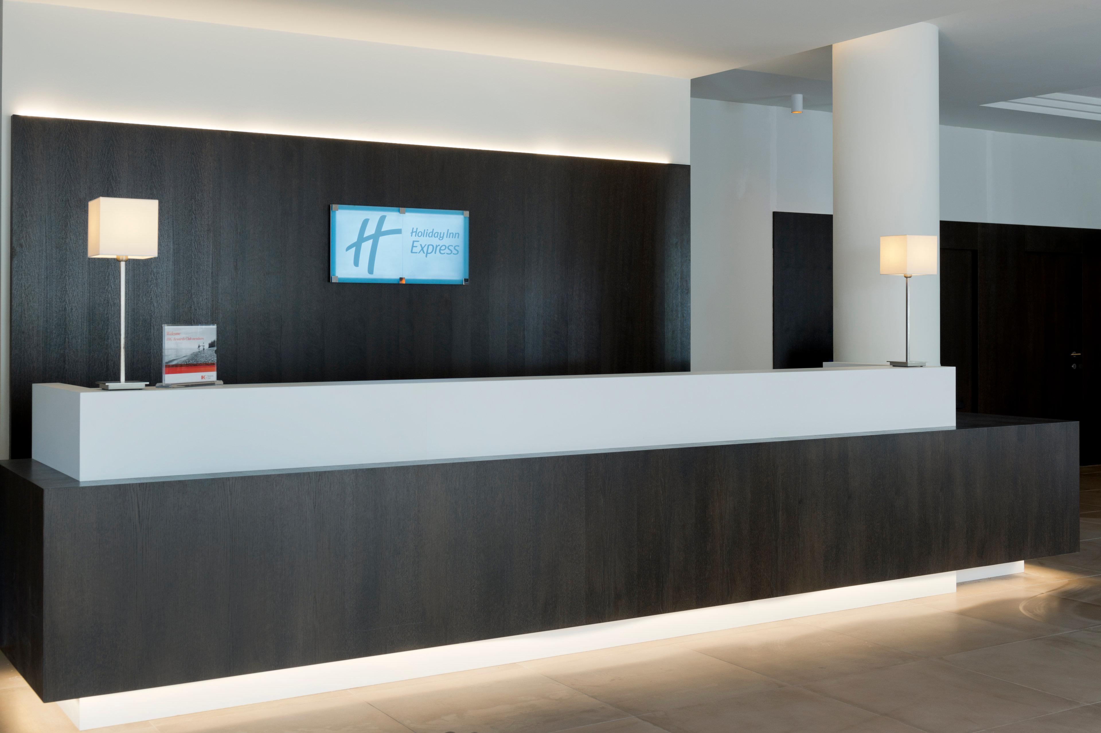 Holiday Inn Express Antwerpen City North, An Ihg Hotel Εξωτερικό φωτογραφία