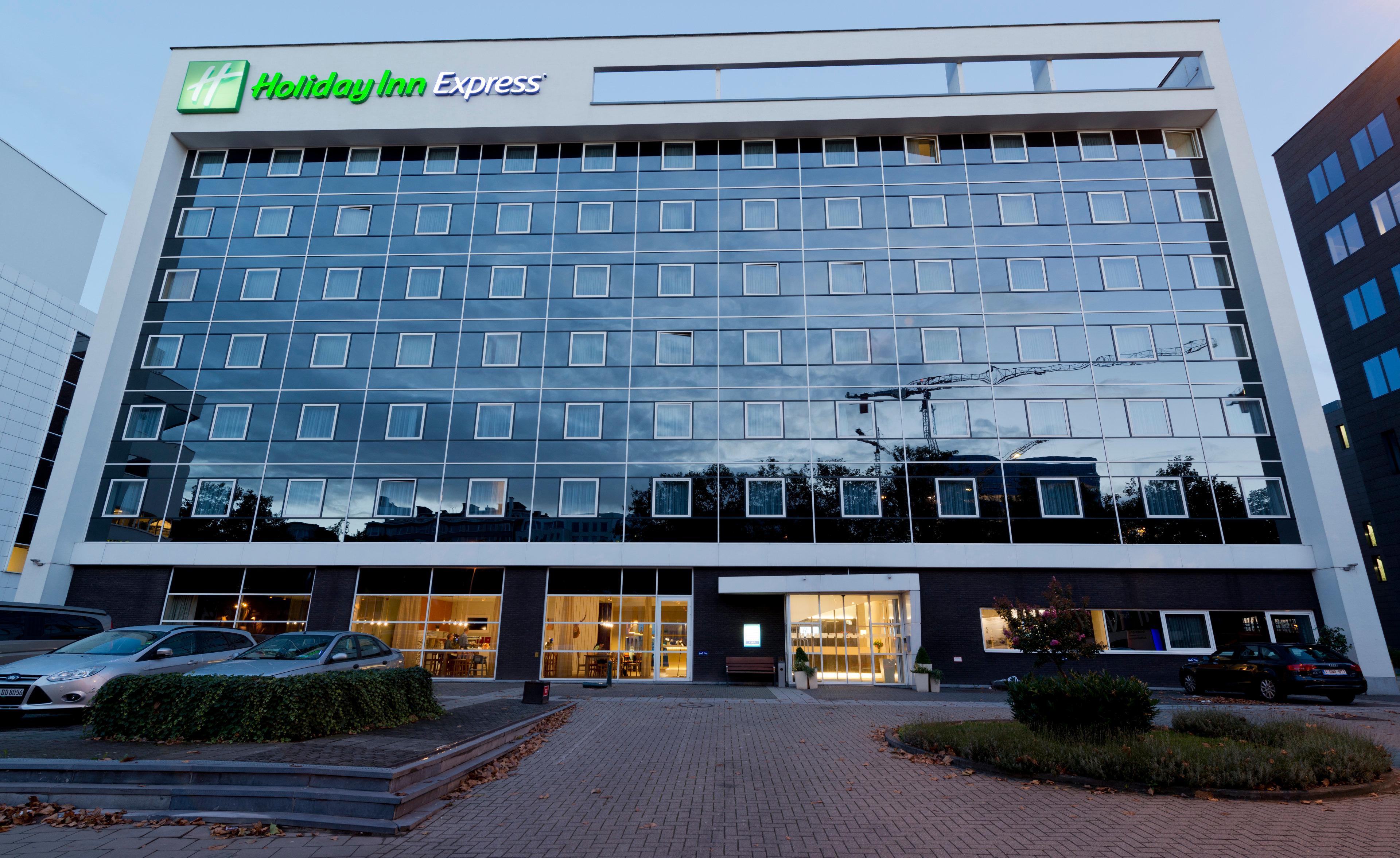 Holiday Inn Express Antwerpen City North, An Ihg Hotel Εξωτερικό φωτογραφία