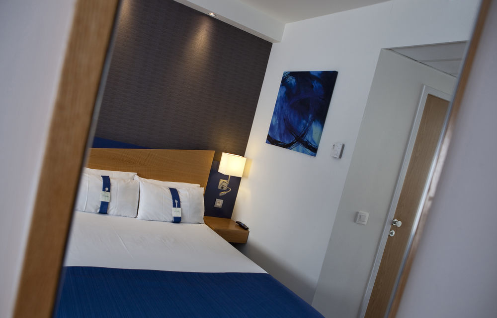 Holiday Inn Express Antwerpen City North, An Ihg Hotel Εξωτερικό φωτογραφία